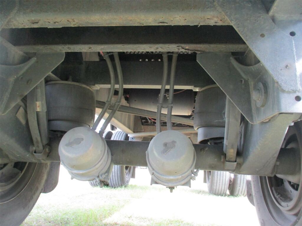 2015 Dorsey 48X102 SPREAD AXLE 2 ALUMINUM TOOL BOXES