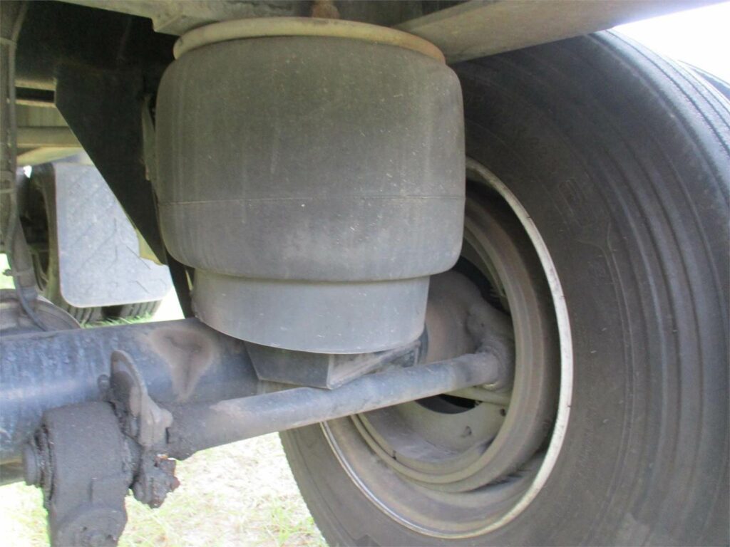 2015 Dorsey 48X102 SPREAD AXLE 2 ALUMINUM TOOL BOXES