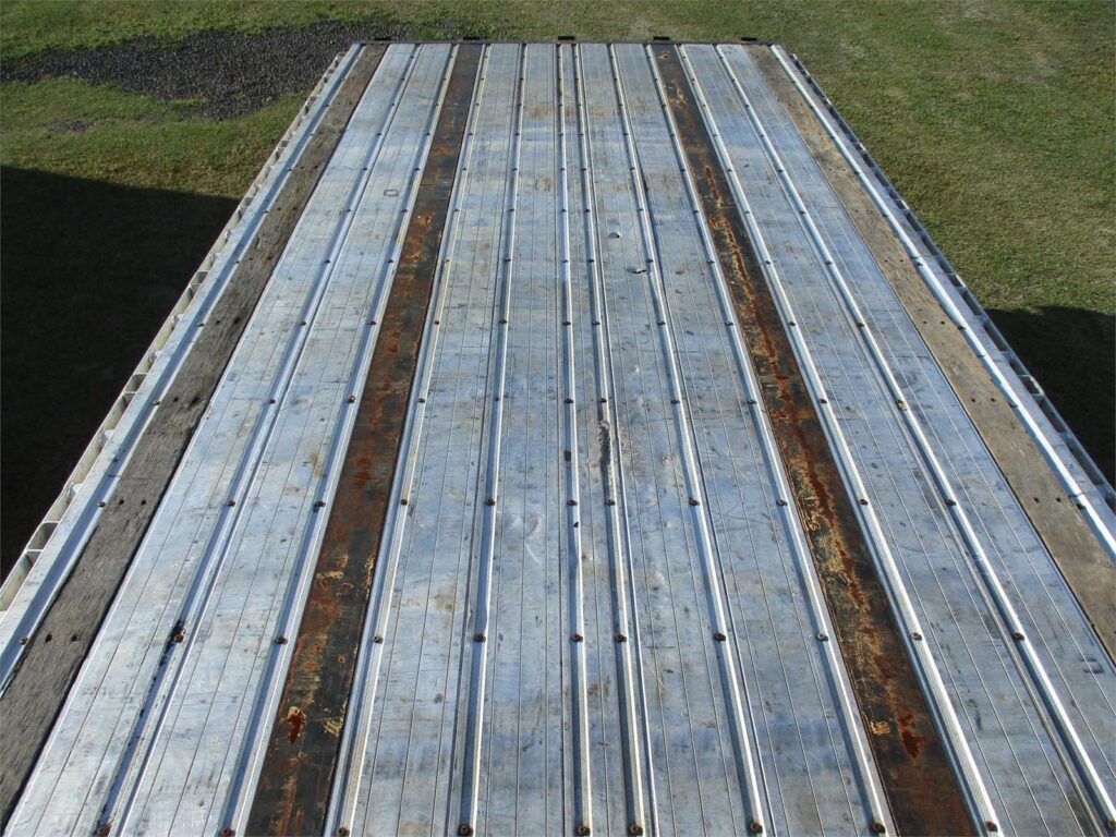 2018 Great Dane 48X102 FLATBED WITH 8 NEW VIRGIN TIRES