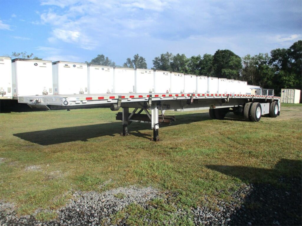 2017 Reitnouer 48X102 ALL ALUMINUM SPREAD AXLE WITH 1 TOOL BOX