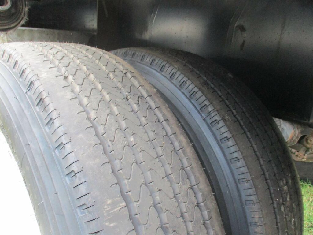 2013 UTILITY 48 X 102 COMBO FLATBED