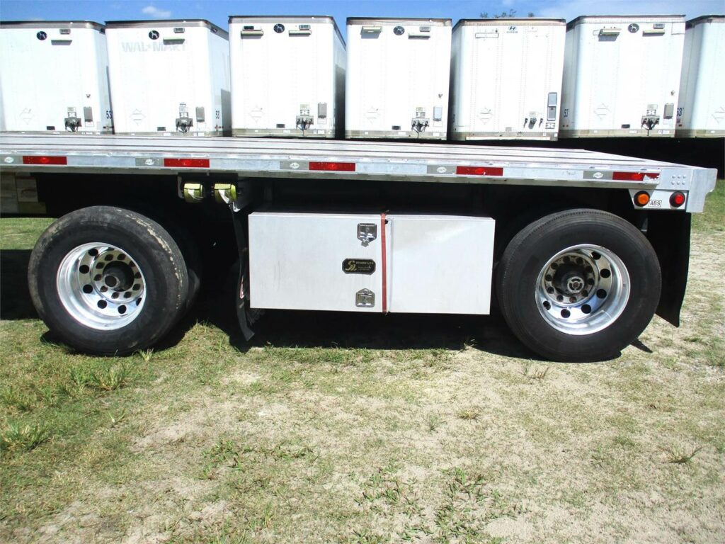 2018 UTILITY 48X102 SPREAD AXLE 2 ALUMINUM TOOL BOXES