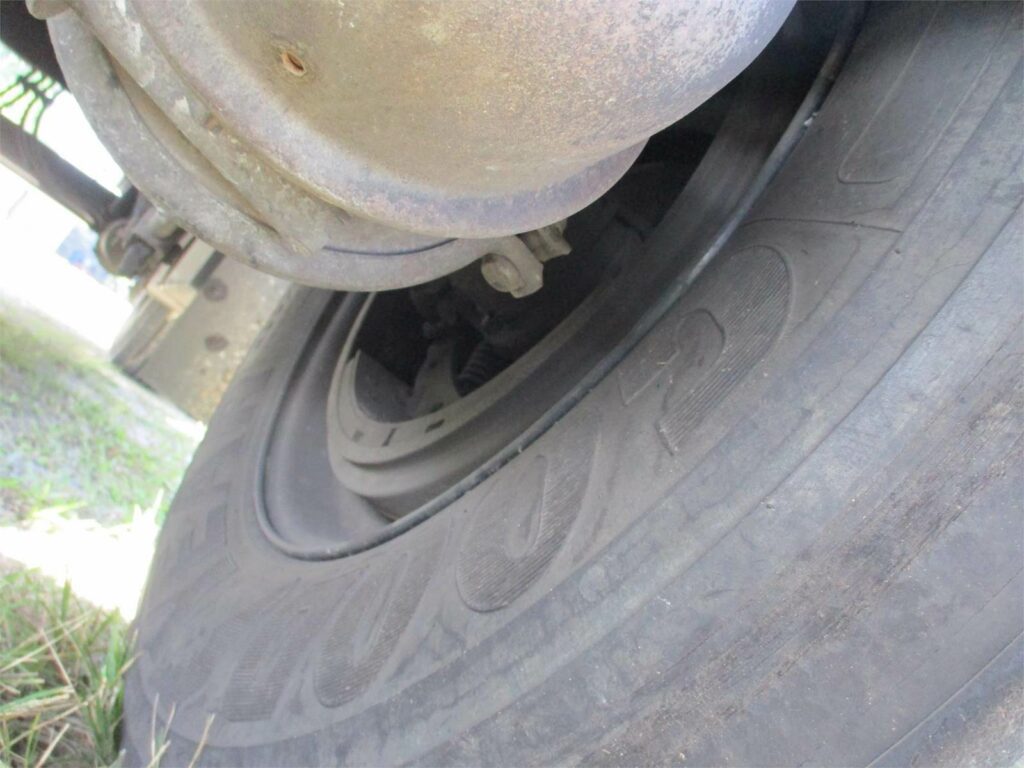 2018 UTILITY 48X102 SPREAD AXLE 2 ALUMINUM TOOL BOXES