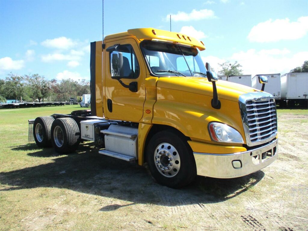 2016 Freightliner Cascadia 125