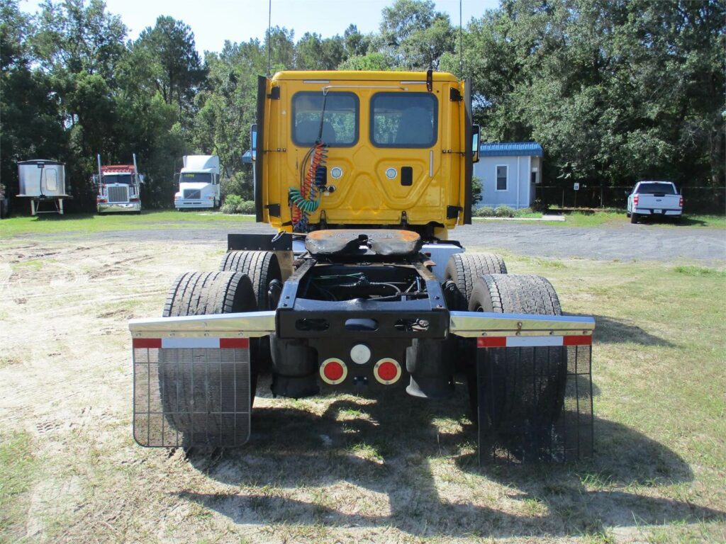 2016 Freightliner Cascadia 125