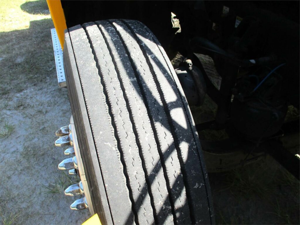 2016 Freightliner Cascadia 125