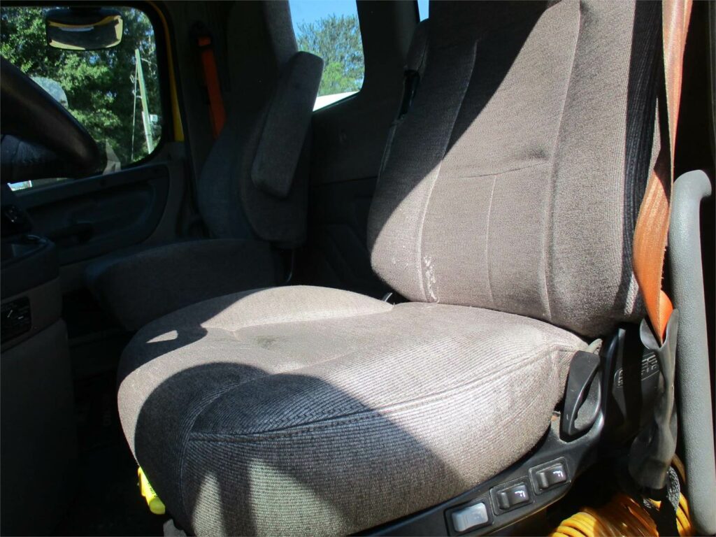 2016 Freightliner Cascadia 125