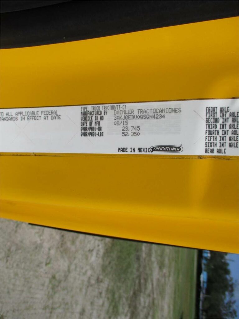 2016 Freightliner Cascadia 125