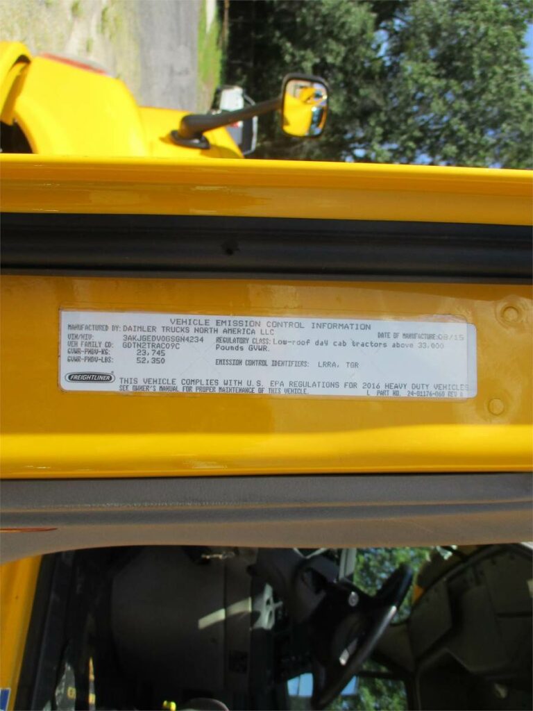 2016 Freightliner Cascadia 125