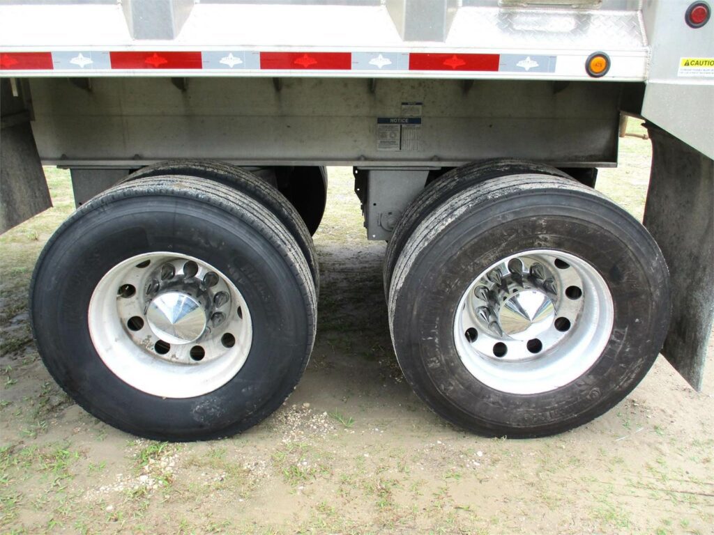 2021 Trailstar 40X102X66 FRAMELESS CLOSED TANDEM