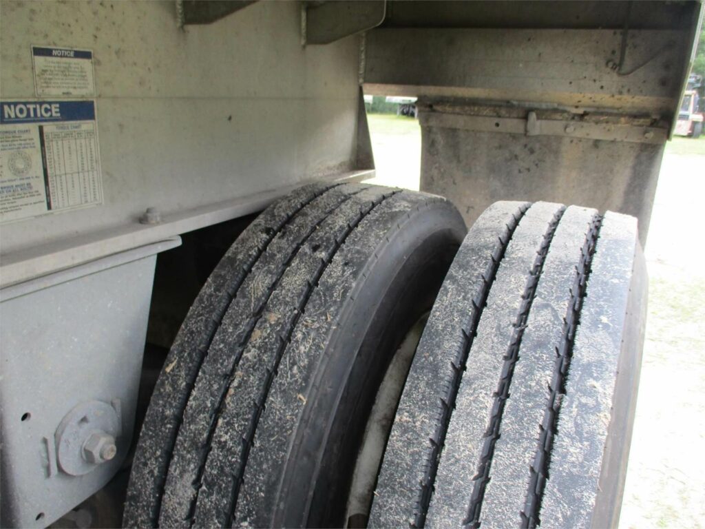 2021 Trailstar 40X102X66 FRAMELESS CLOSED TANDEM