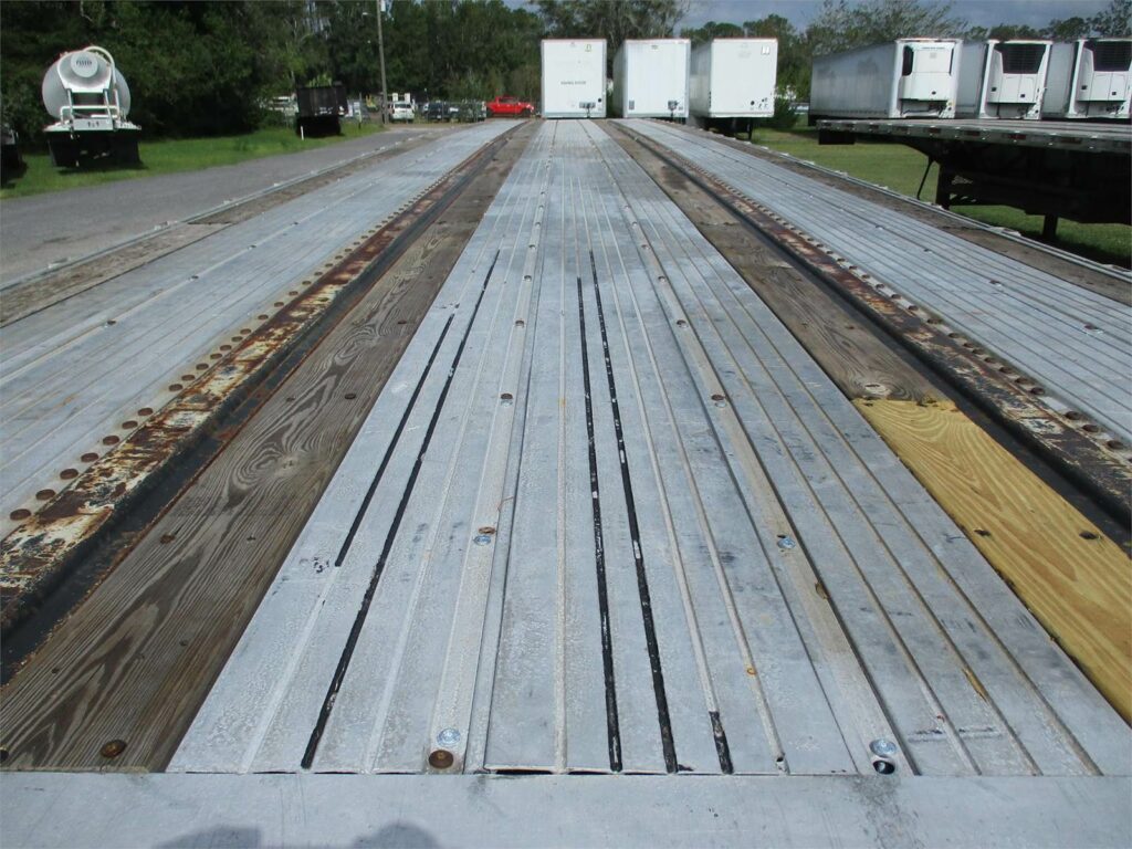 2013 UTILITY 48X102 SPREAD AXLE COMBO FLATBED