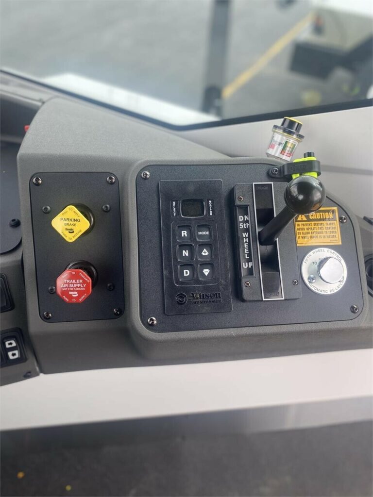 2023 KALMAR OTTAWA T2