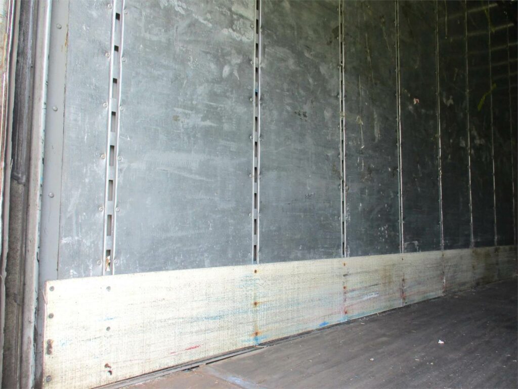 2012 Great Dane 53X102 SPRING RIDE ROLL UP DOOR