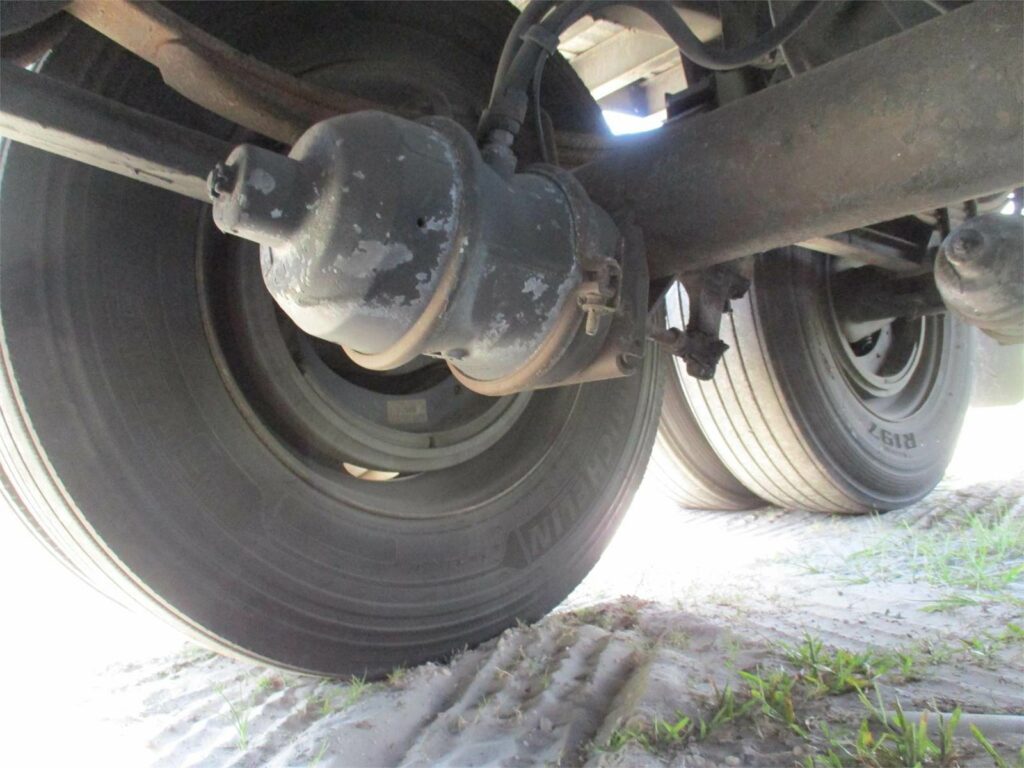 2012 Great Dane 53X102 SPRING RIDE ROLL UP DOOR