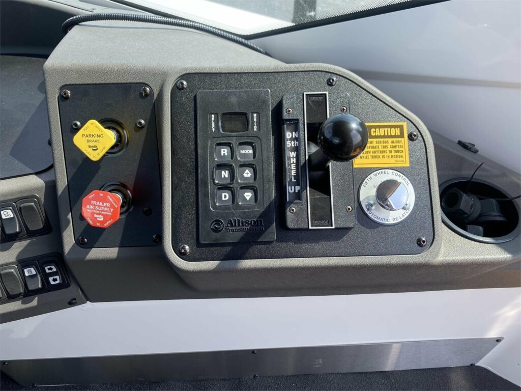 2023 KALMAR OTTAWA T2