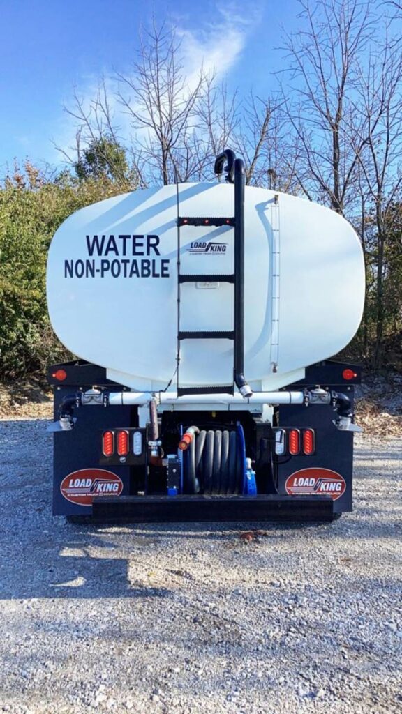 2014 Freightliner 108SD Boom / Bucket Truck – 350HP, Manual