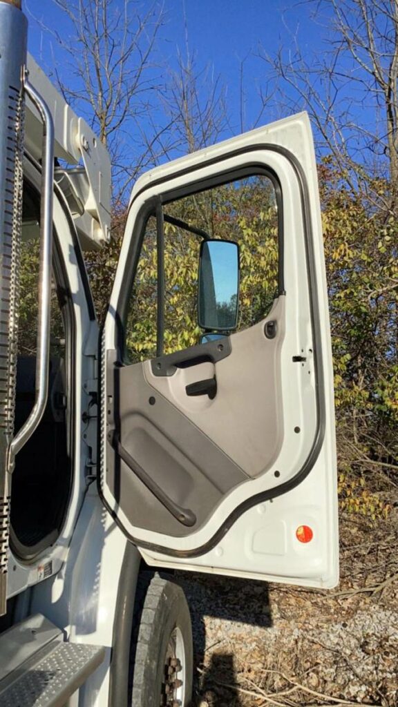 2017 Freightliner M2 106 Boom / Bucket Truck