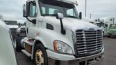 2015 Freightliner Cascadia 113 Day Cab Truck – 410HP, 10