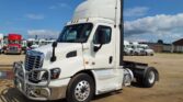 2018 Freightliner Cascadia 113 Single Axle Day Cab Truck – 410HP, 12