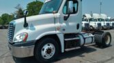 2016 Freightliner Cascadia 125 Single Axle Day Cab Truck – 410HP, 10 Speed Manual