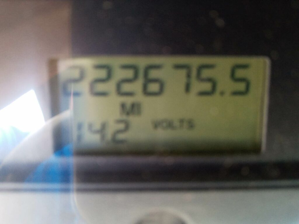 2016 Freightliner Cascadia 125 Single Axle Day Cab Truck – 410HP, 10 Speed Manual