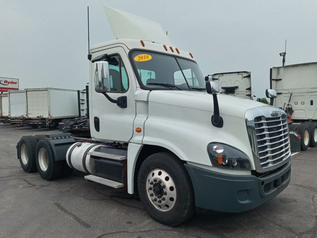 2018 Freightliner Cascadia 125 Day Cab Truck – 410HP, 12
