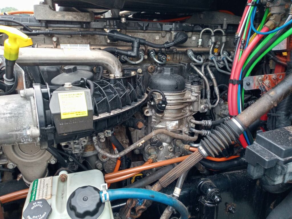 2018 Freightliner Cascadia 125 Day Cab Truck – 410HP, 12