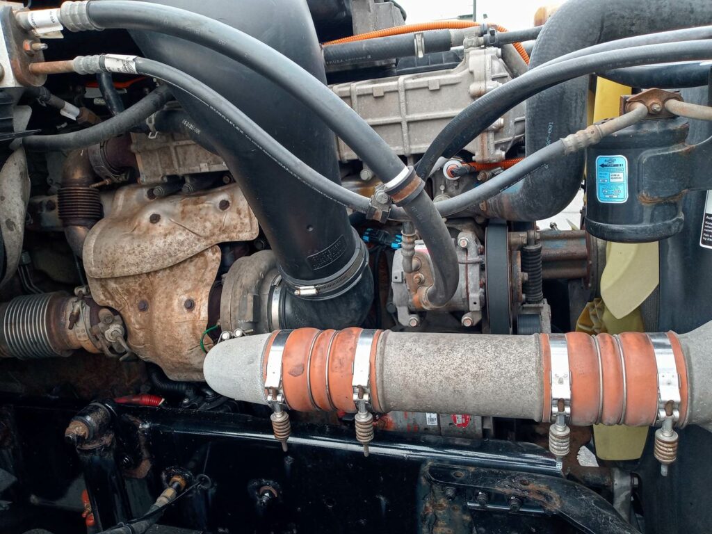 2018 Freightliner Cascadia 125 Day Cab Truck – 410HP, 12