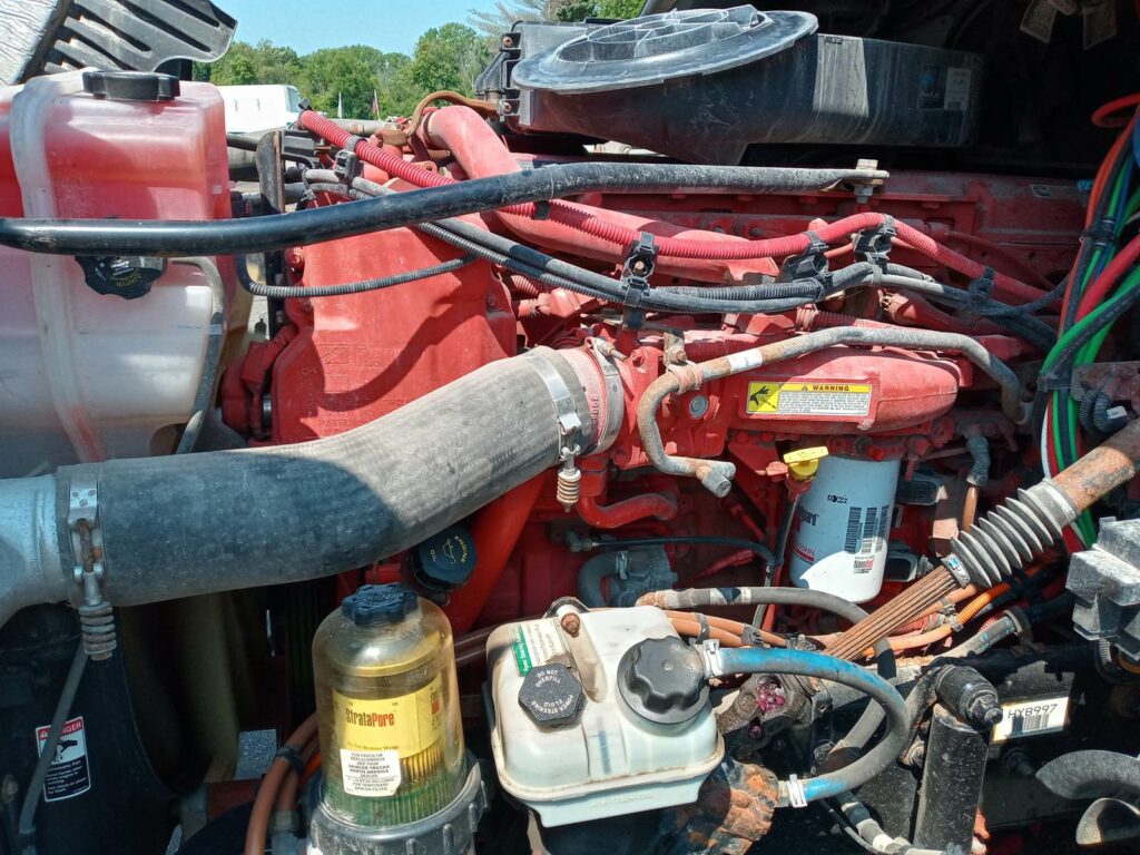 2017 Freightliner Cascadia 125 Day Cab Truck – 400HP, 10