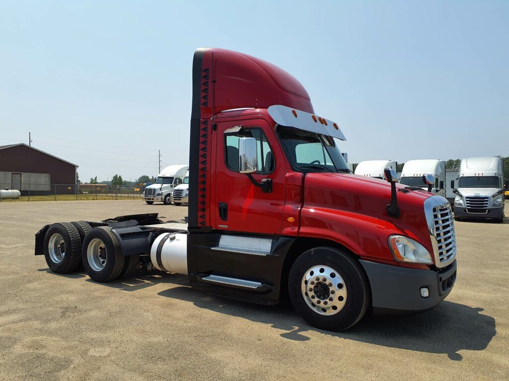 2017 Freightliner Cascadia 125 Day Cab Truck – 455HP, 12