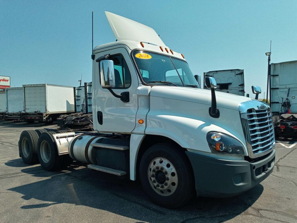 2018 Freightliner Cascadia 125 Day Cab Truck – 410HP, 12