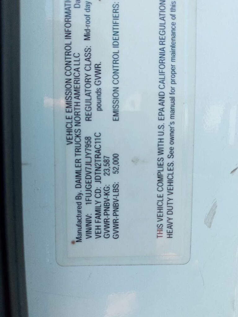 2018 Freightliner Cascadia 125 Day Cab Truck – 410HP, 12