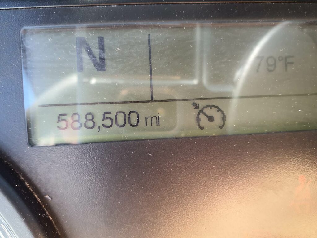 2018 Freightliner Cascadia 125 Day Cab Truck – 410HP, 12