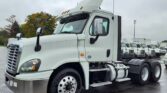 2017 Freightliner Cascadia 125 Day Cab Truck – 450HP, 10 Speed Manual