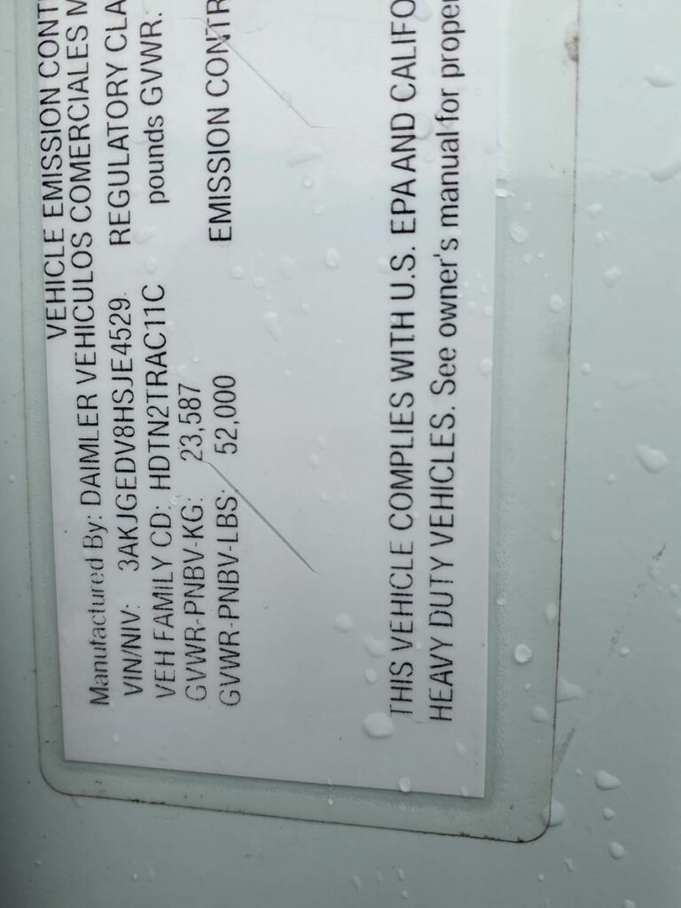 2017 Freightliner Cascadia 125 Day Cab Truck – 450HP, 10 Speed Manual