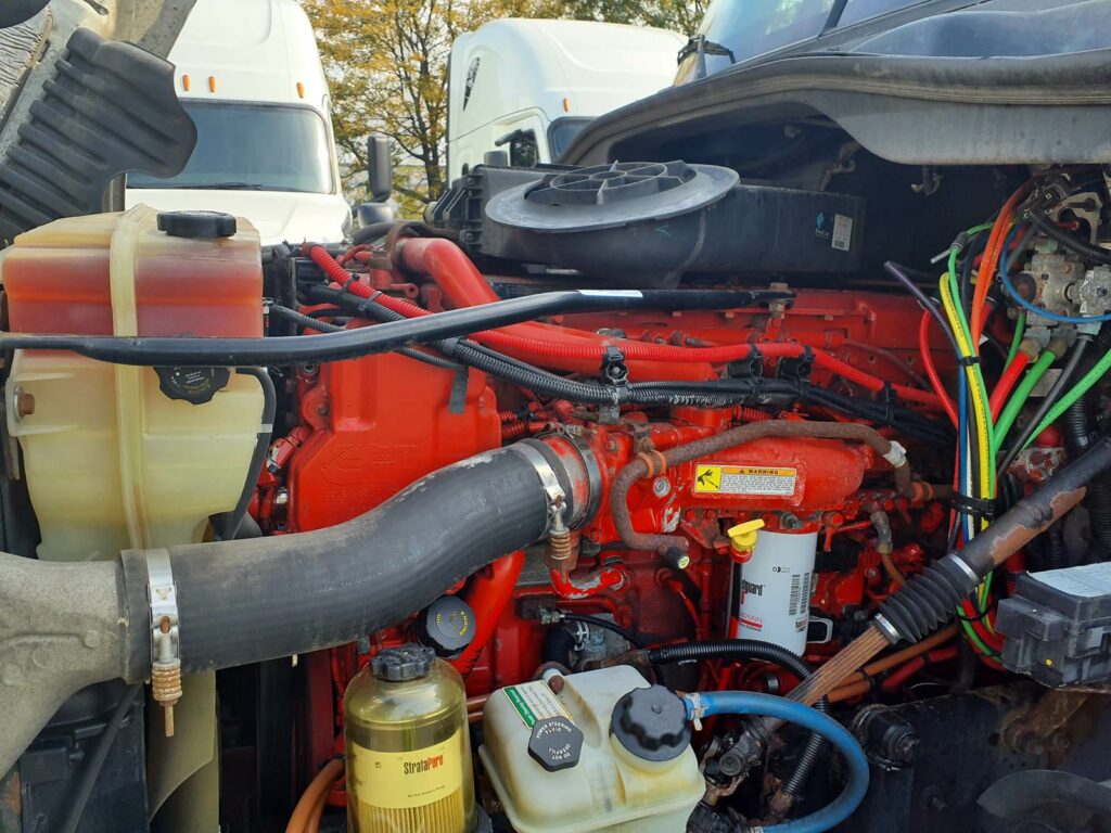 2016 Freightliner Cascadia 125 Day Cab Truck – 400HP, 10