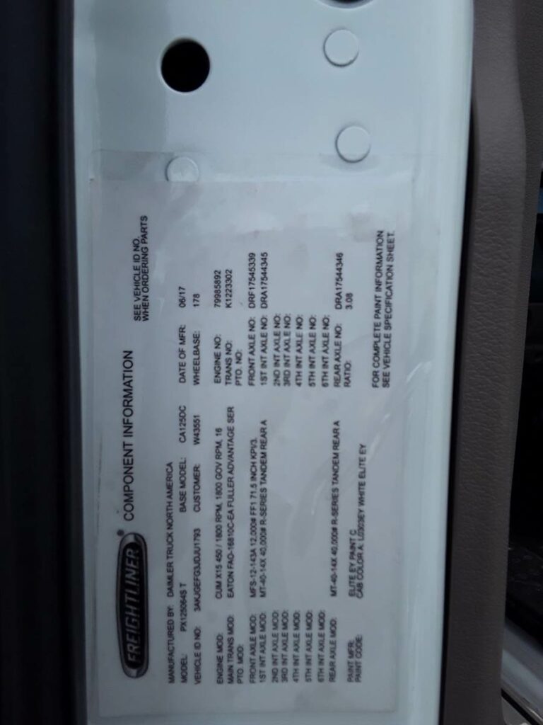 2018 Freightliner Cascadia 125 Day Cab Truck – 450HP, 10