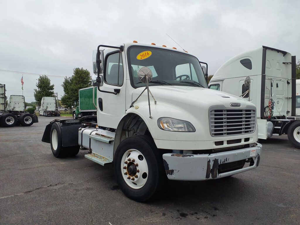 2016 Freightliner M2 106 Single Axle Day Cab Truck – 270HP, 9 Speed Manual
