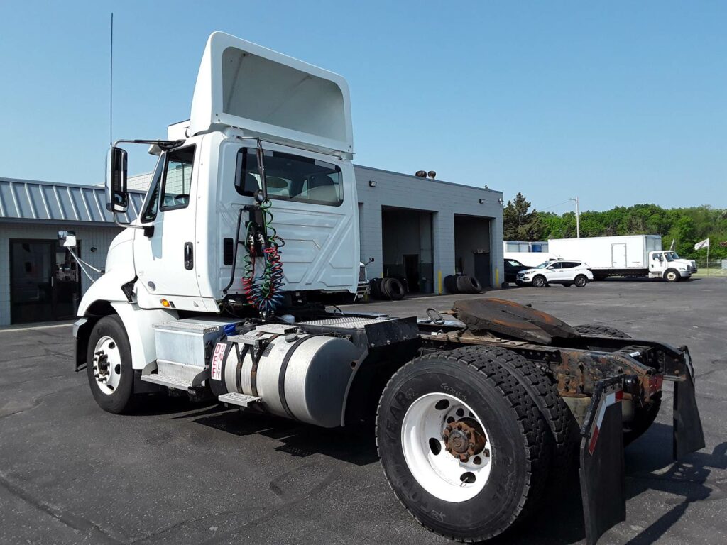 2017 International ProStar Single Axle Day Cab Truck – N13’13 410/1700 410HP, 10