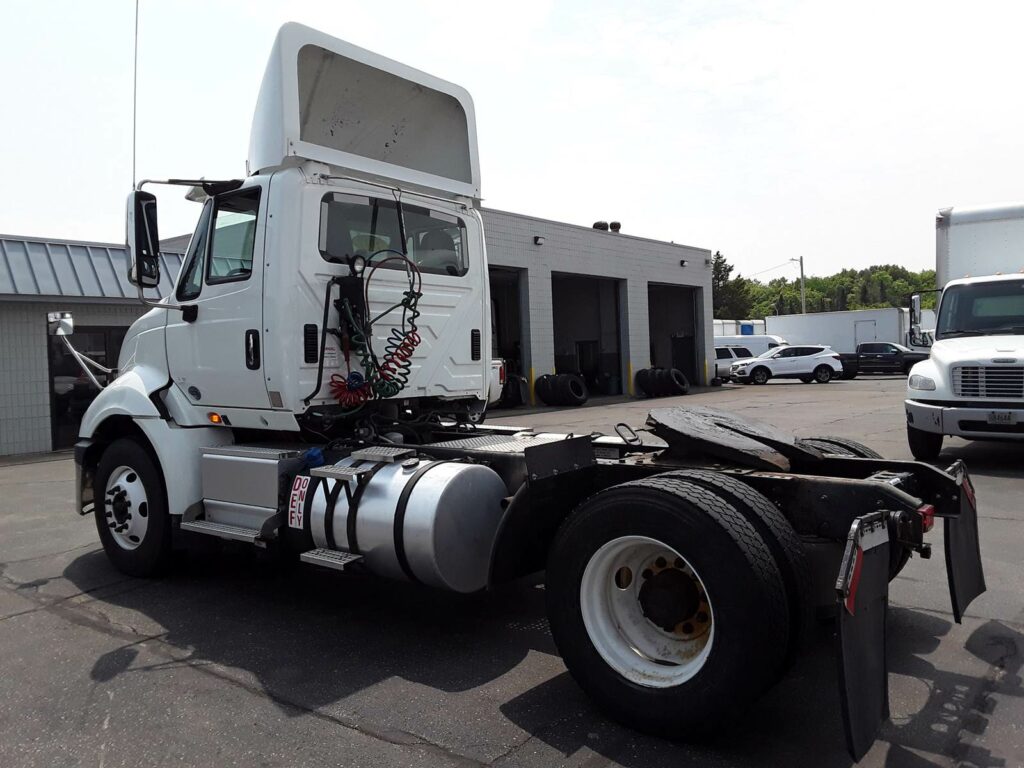 2017 International ProStar Single Axle Day Cab Truck – N13’13 410/1700 410HP, 10