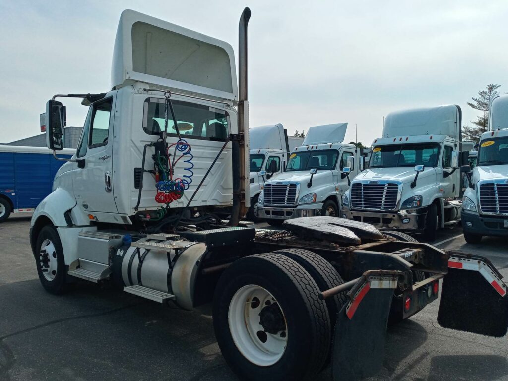 2014 International ProStar Single Axle Day Cab Truck – 410HP, 10 Speed Manual