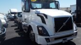 2016 Volvo VNL64T300 Day Cab Truck – 405HP, 10