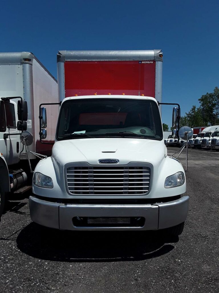 2015 Freightliner M2 106 26 ft Box Truck – 240HP, 9, Roll up Door, Liftgate