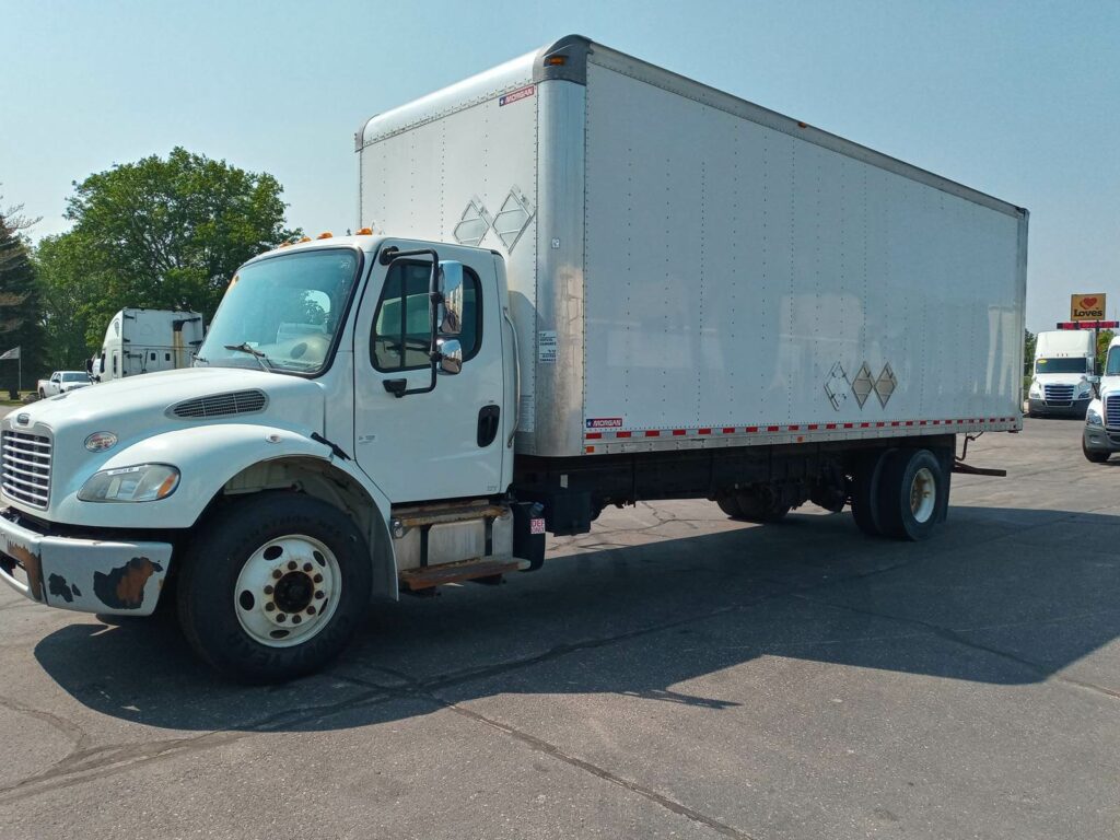 2016 Freightliner M2 106 26 ft Box Truck – 280HP, 9, Roll up Door