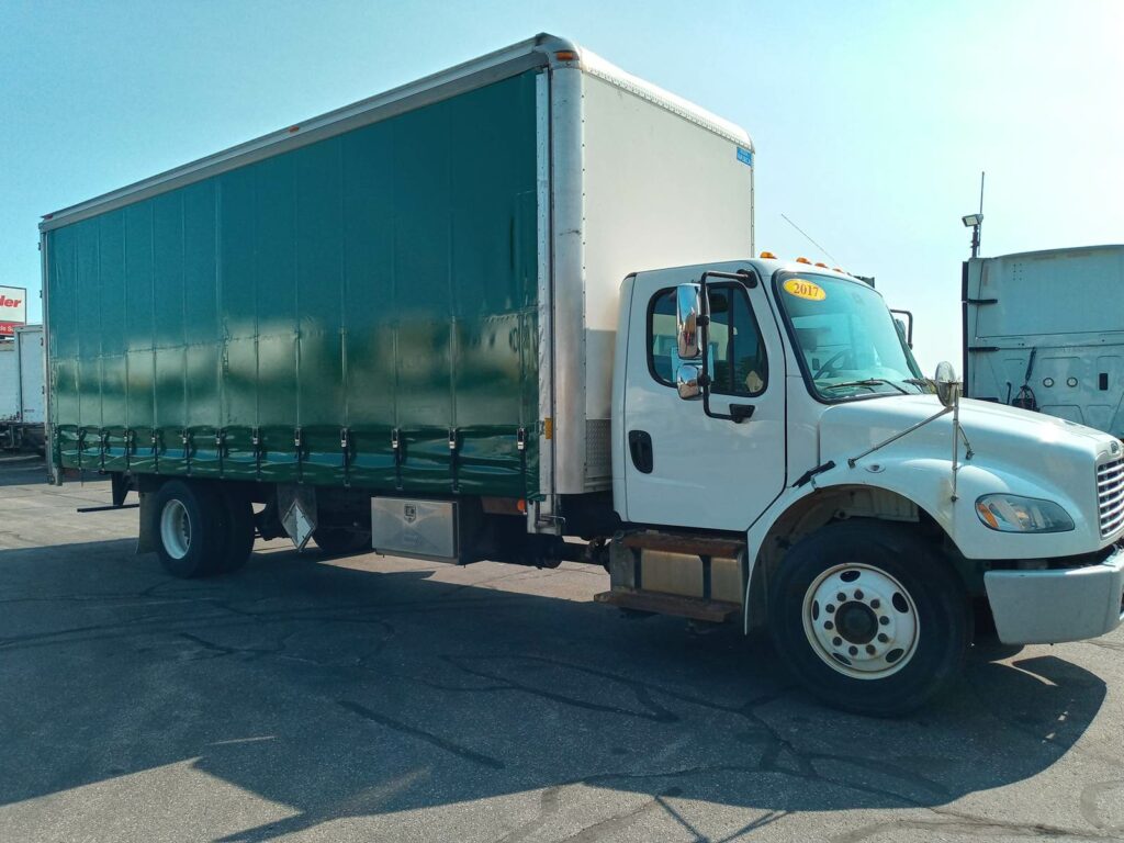 2017 Freightliner M2 106 26 ft Box Truck – 240HP, 9, Swing Door