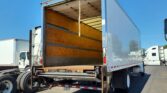 2016 Freightliner M2 106 26 ft Box Truck – 220HP, 6, Roll up Door, Liftgate