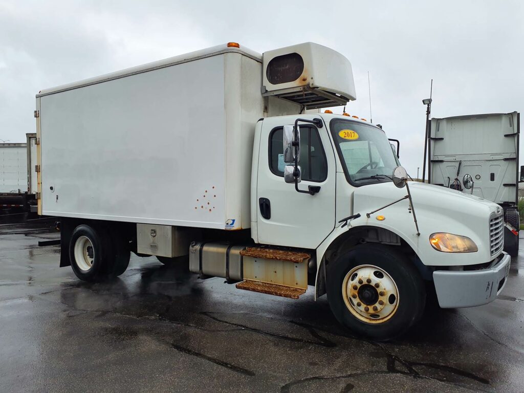 2017 Freightliner M2 106 16 ft Box Truck – 240HP, 9, Swing Door