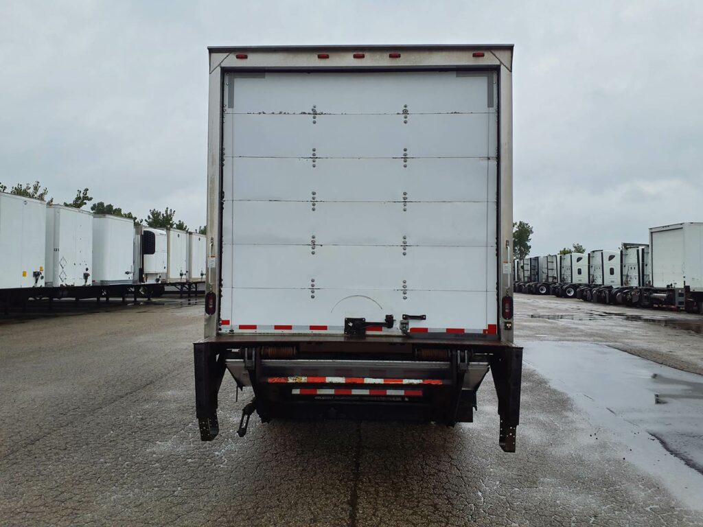 2017 Freightliner M2 106 24 ft Box Truck – 240HP, 9, Roll up Door, Liftgate