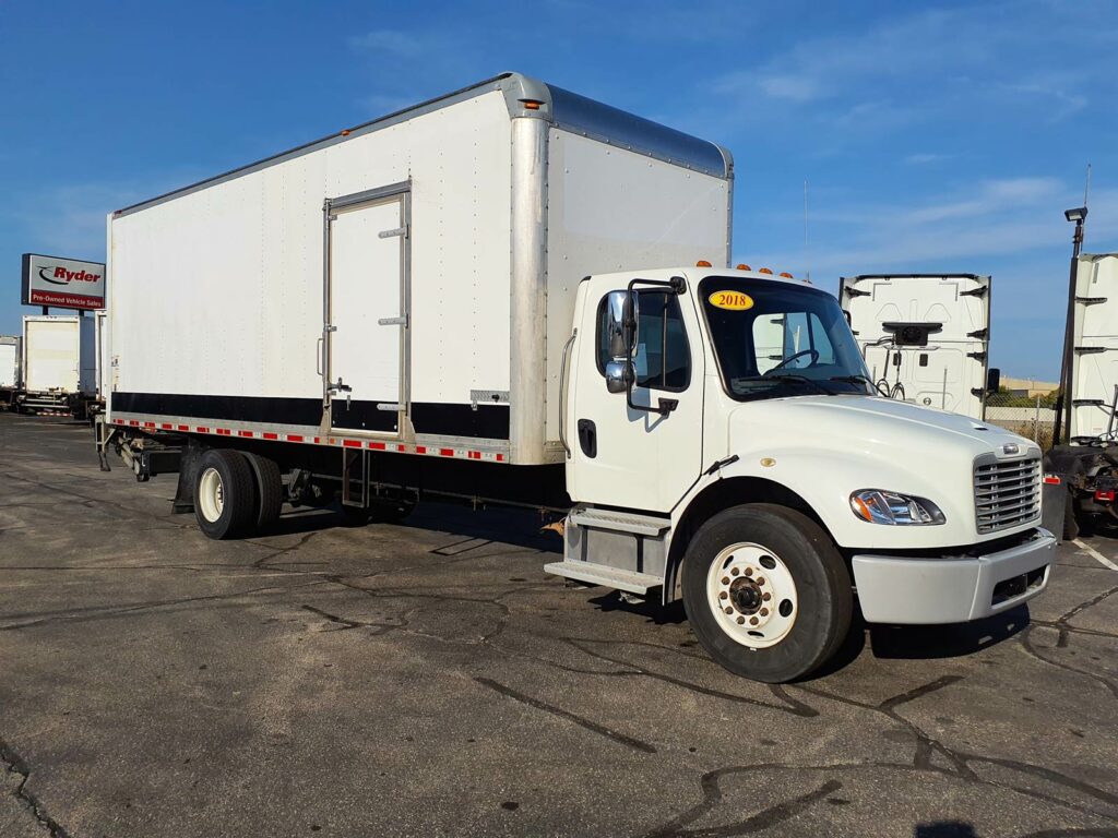 2018 Freightliner M2 106 26 ft Box Truck – 240HP, 9, Roll up Door, Liftgate